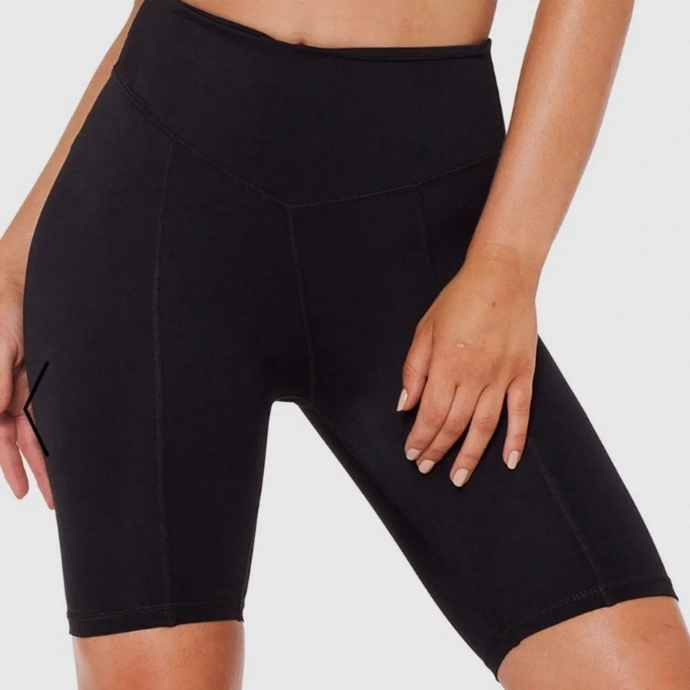 NWT L’URV STATE OF MIND BLACK BIKER SHORTS Yoga Run - Picture 3 of 8